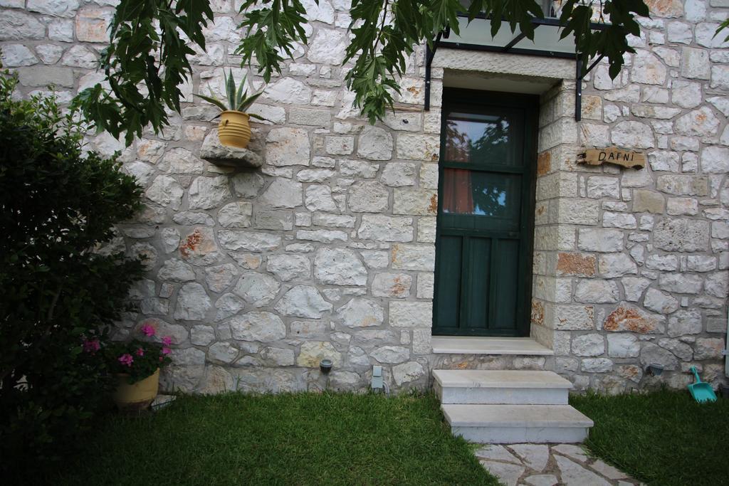 Sivros Stone Cottages Ngoại thất bức ảnh